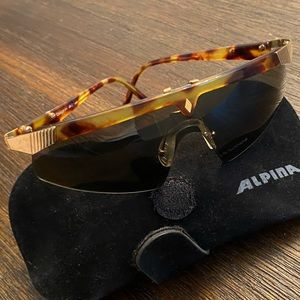 Vintage Alpina Boogaloo 700 Tortoise Gold half Rim Sunglasses Mint condition